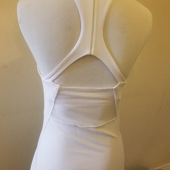 Lululemon tank top - Picture 2 of 3